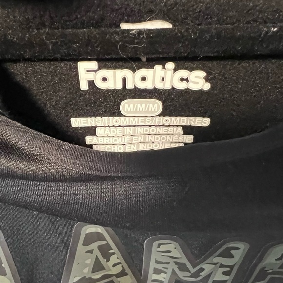 ⚪️ NHL FANATICS / Calgary flames black hoodie sweater - Picture 2 of 6